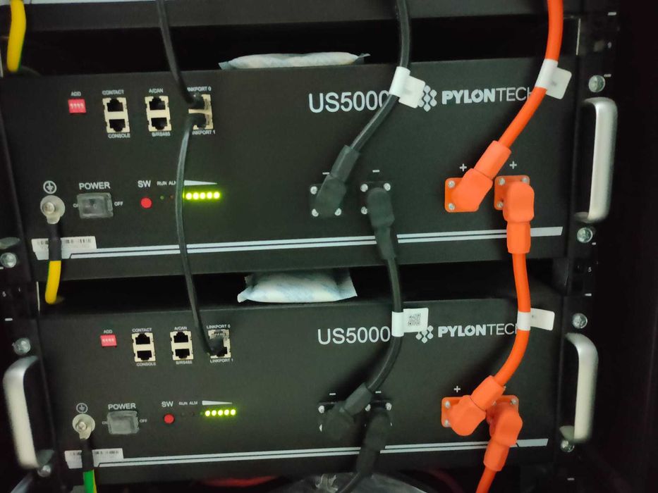 4 Baterias de Litio Pylontech (19,2Kw)  Modelo US5000 48V