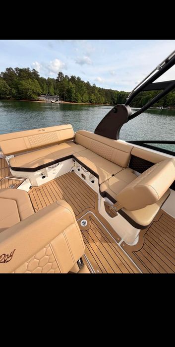 Łódź Sea Ray SDX250,2019r(203mth)Sundeck.tylko słodka woda