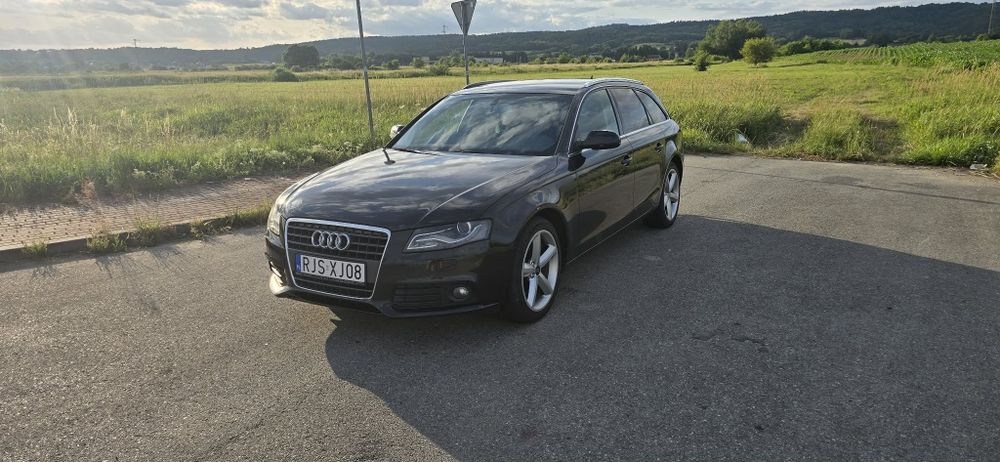 AUDI A4 B8 2010r 2.0 tdi 2010r