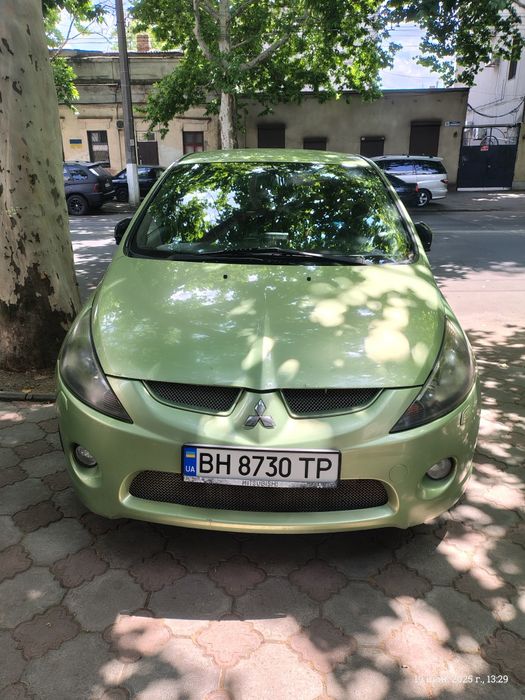 Mitsubishi grandis