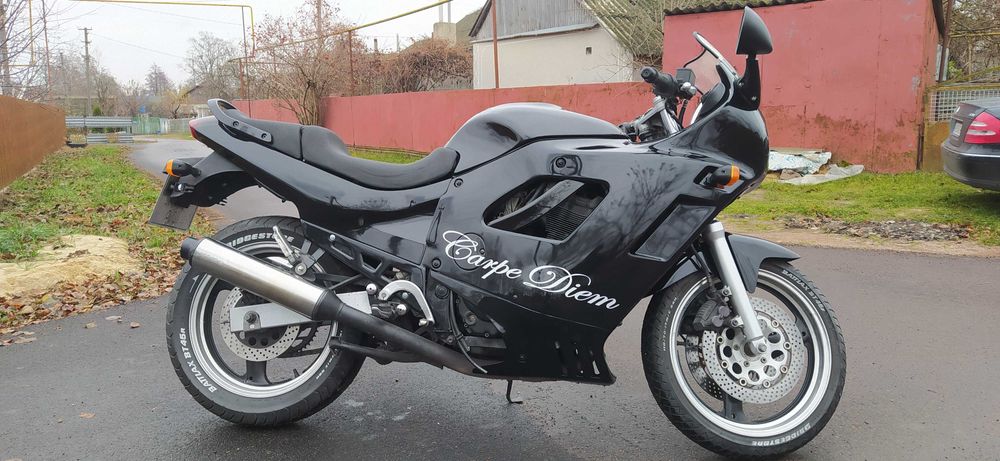 Продам Мотоцикл  600кубов