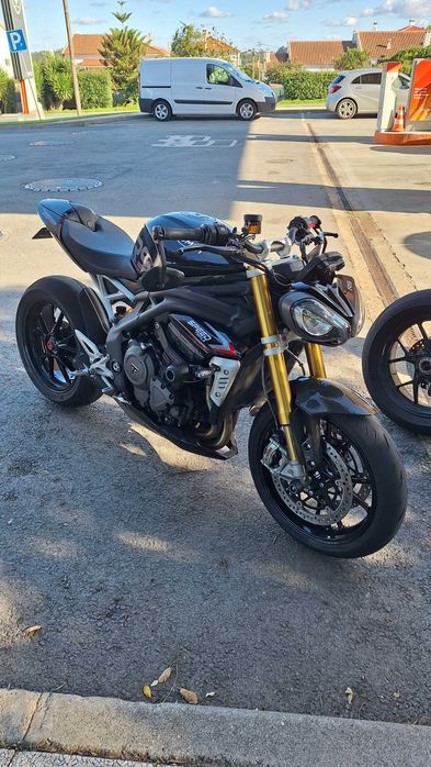 Triumph Speed Triple  1200 rs