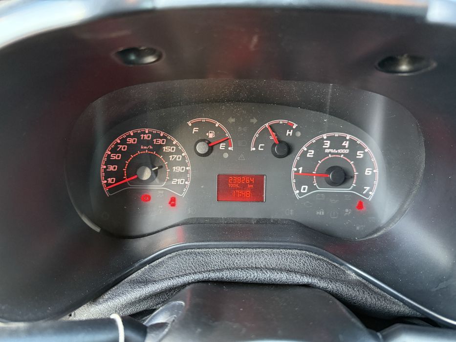 Fiat Doblo 1.6 Maxi 3 Lugares