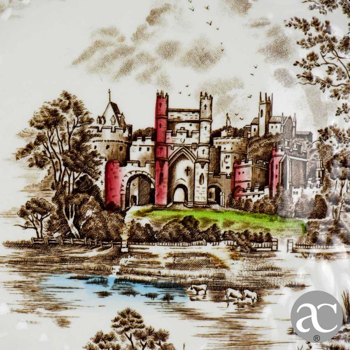Prato de servir em faiança inglesa, Ancient Towers Johnson Bros, Anos 50