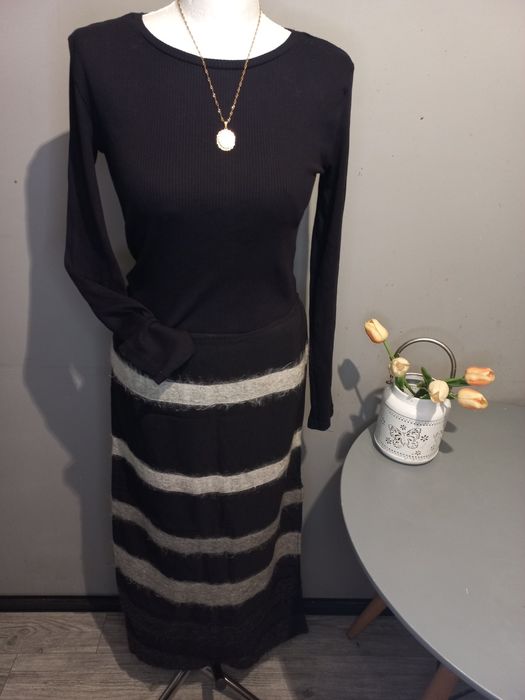 Spódnica maxi Mochino .L. Stan idealny