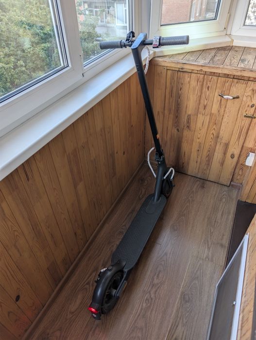 Електросамокат Xiaomi Mi Scooter Pro 2 гарний стан 1600km пробіг, повністю справний