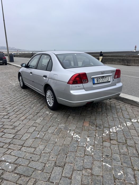 Honda Civic ES 1.4