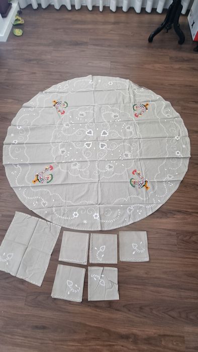 Toalha de mesa redonda bordada à mão com 6 guardanapos Galo de Barce