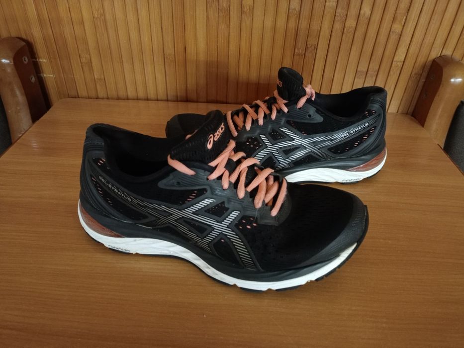 Жіночі Кросівки ASICS Gel-Stratus