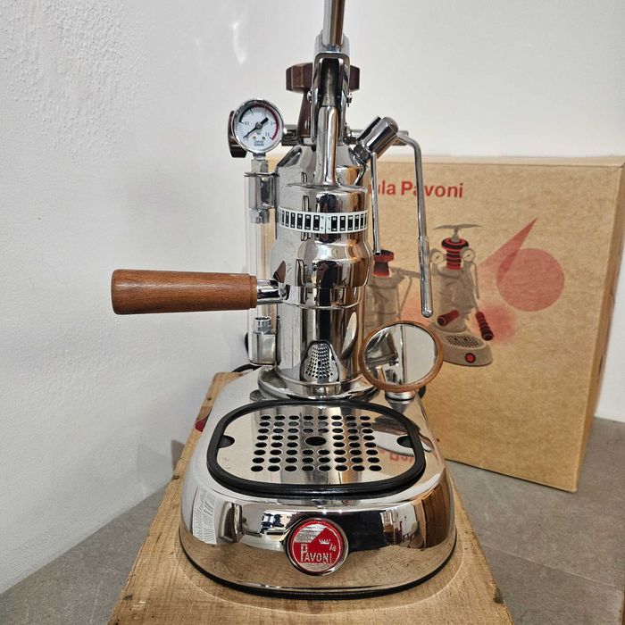 Máquina de Espresso La Pavoni Europiccola Lusso (2023)