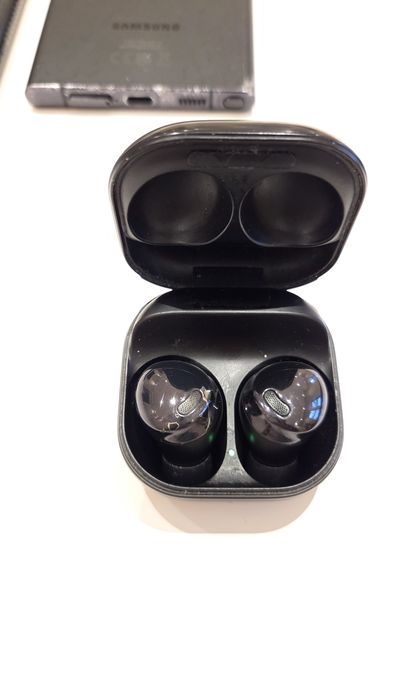 Samsung Galaxy S22 Ultra 512Gb + Buds Pro