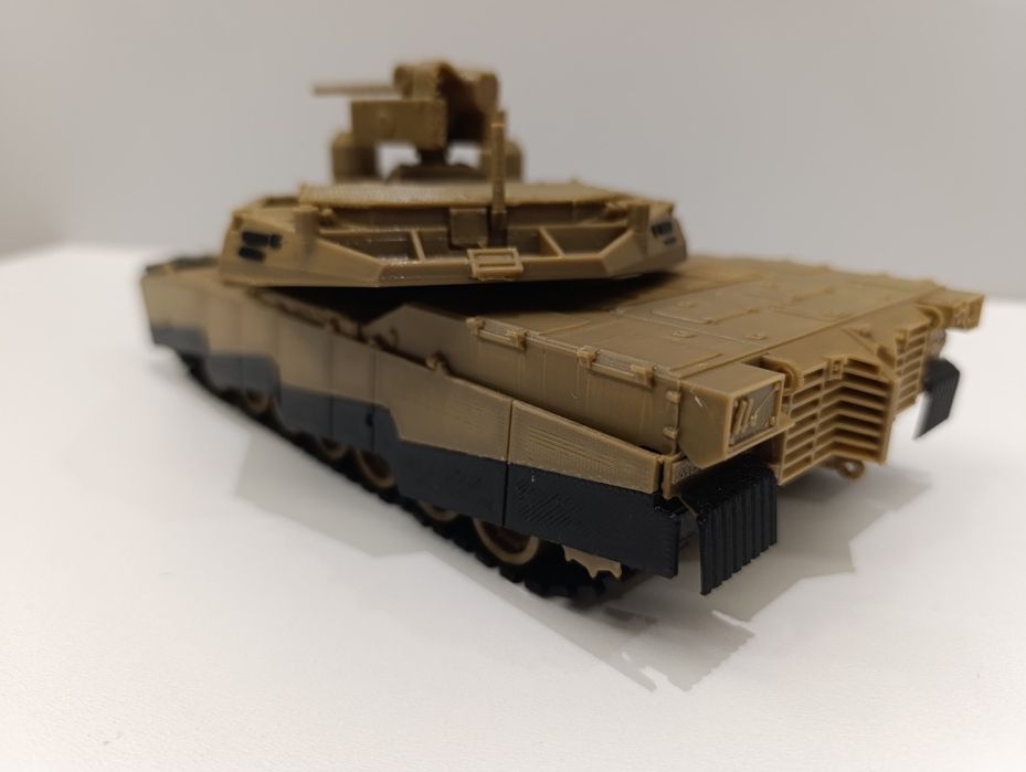 Модель танку Abrams X 1:35