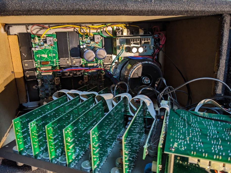 Підсилювач усилитель SoundKing  AE101EE микшер