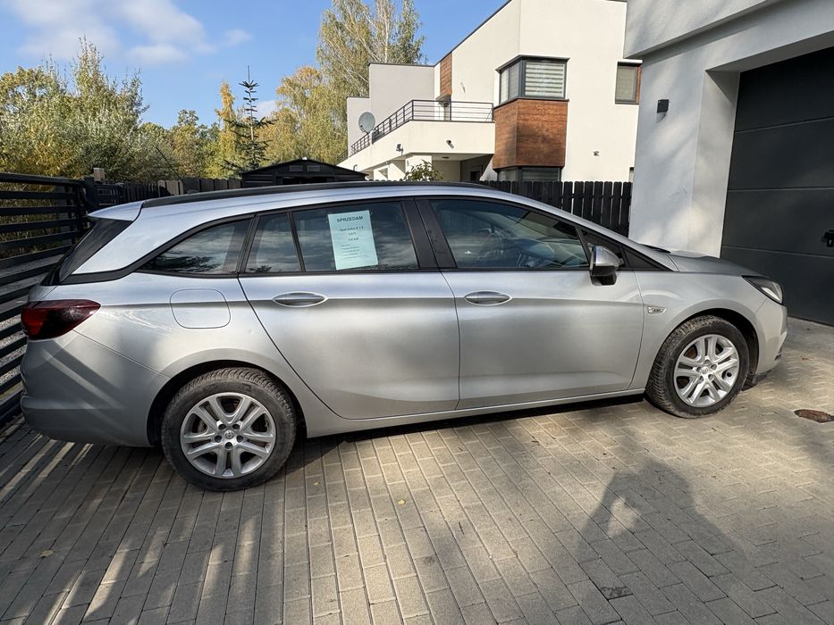 Opel Astra  1.6 CDTI