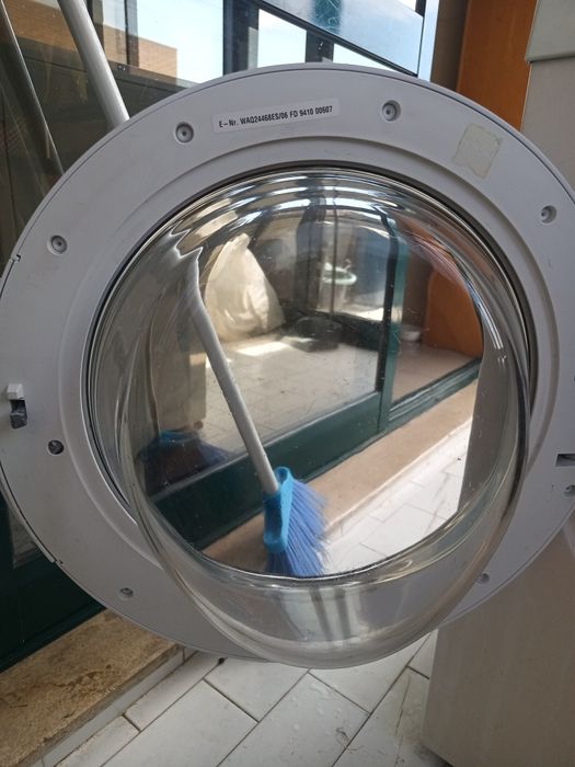 Máquina de lavar Roupa Bosch Avantixx 8  WAQ20368EE com avaria