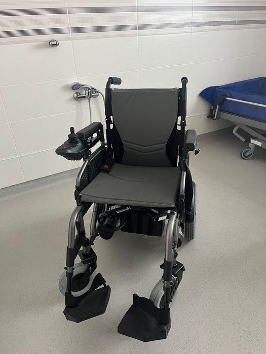 Cadeira de rodas elétrica