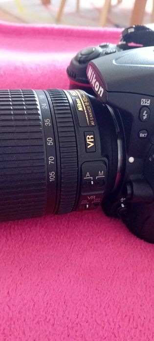Nikon D7000 objetiva 18-105 mm