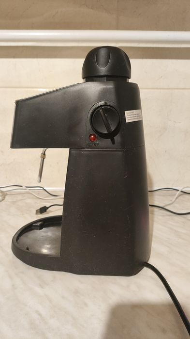 Кавоварка Aresa.