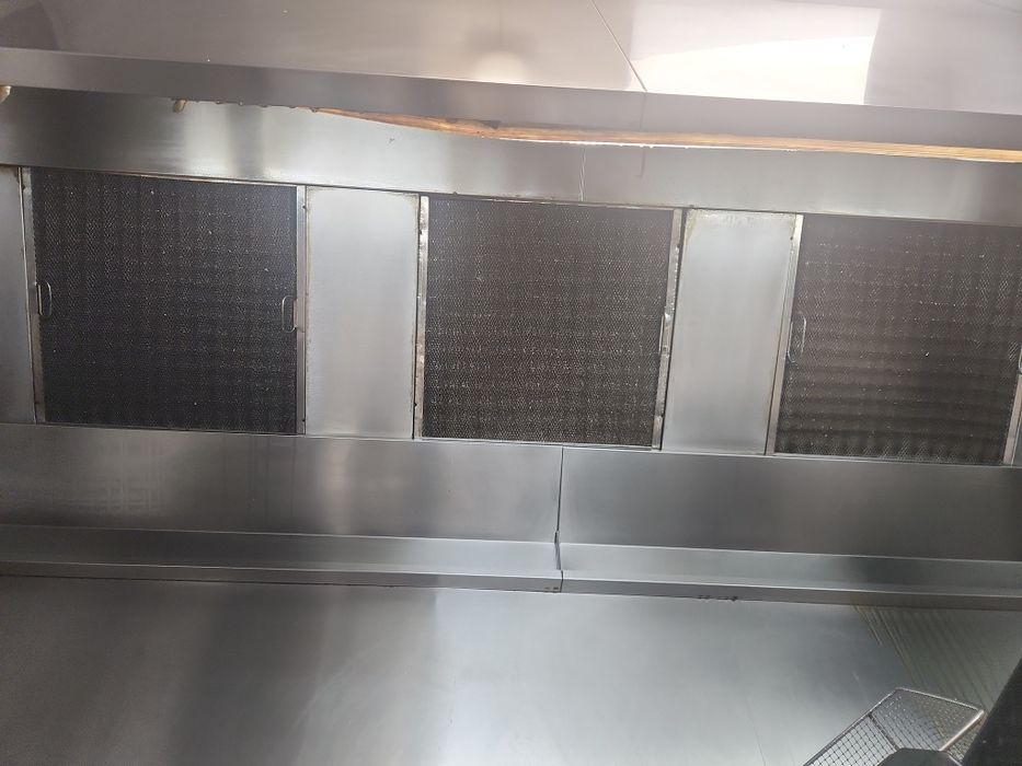 Need a professional to clean the kitchen exhaust hood and motor of a restaurant