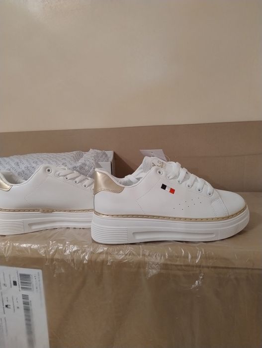 Nowe przepiękne adidasy damskie firmy Potocki rozm 40