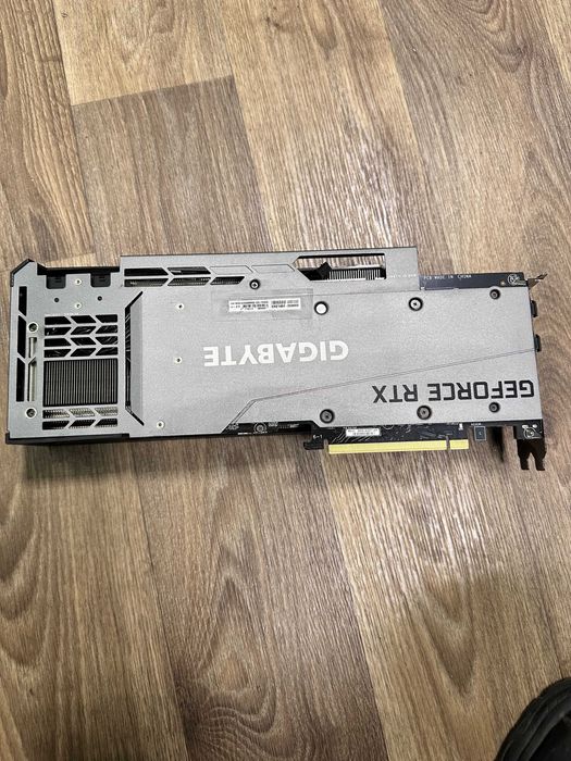 Продам відеокарту NVidia GeForce RTX 3080 Gigabyte 10 Gb