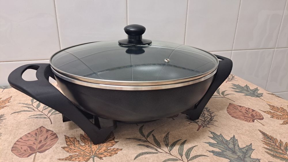 Electric Wok Pan with 33 cm Diameter64737894040579123