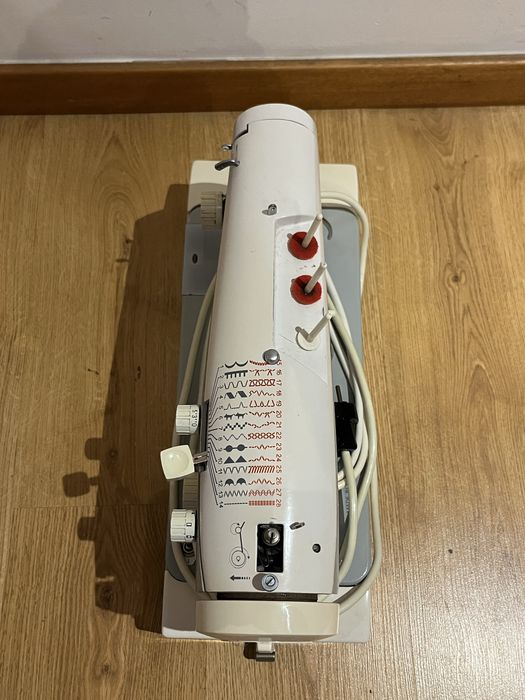 Máquina de costura Vigorelli