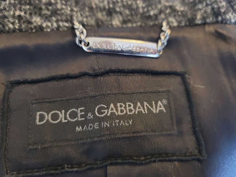 Пиджак женский Dolce & Gabbana.