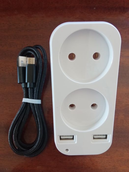 Tomada de parede 2 tomadas AC e 2 USB +  cabo USB C de 2m
