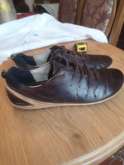 кроссовки     ECCO