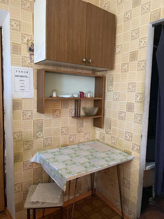 сдам 1 комнатную Лазарева