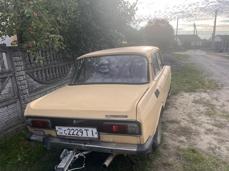 Продам москвич збереженому стані.