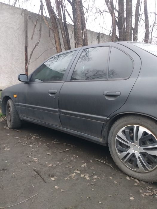 Продам Nissan. Не на ходу