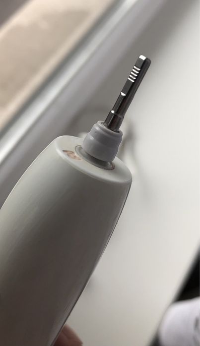 Зубная щетка Philips Sonicare HX6530