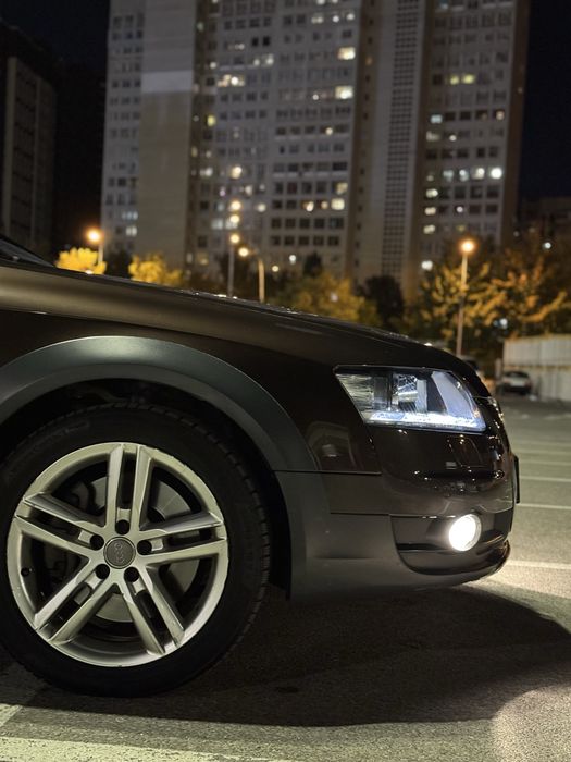 Audi A6  allroad quattro 2009 3.0