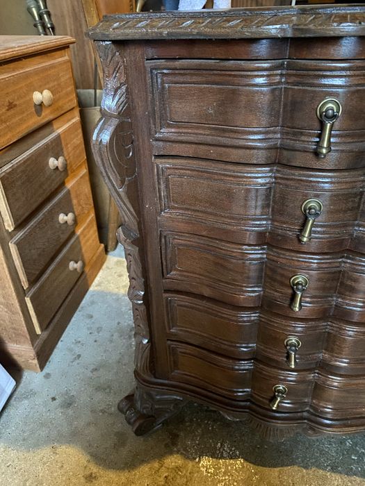 Cómoda mesa de cabeceira camiseiro madeira maciça 66x34x55