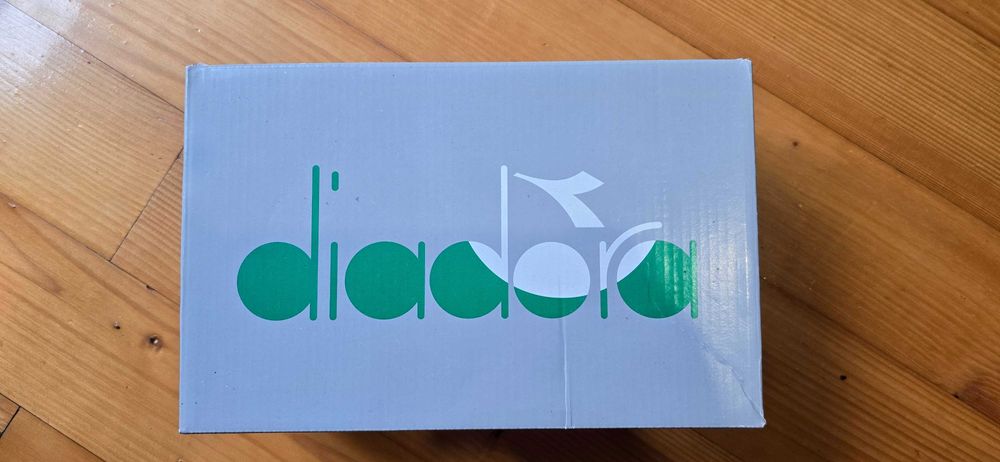 Дитячі кросівки diadora 28 р
