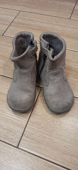 Primigi Botki/ Kozaki dziewczęce rozmiar 23