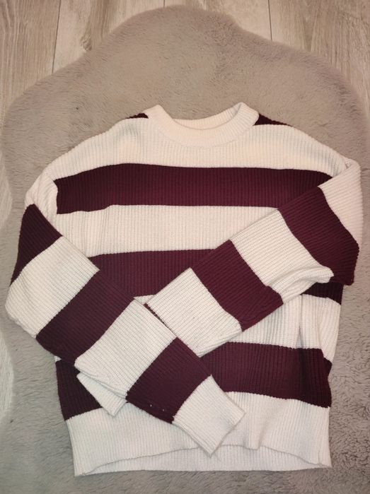 Sweterek w paski