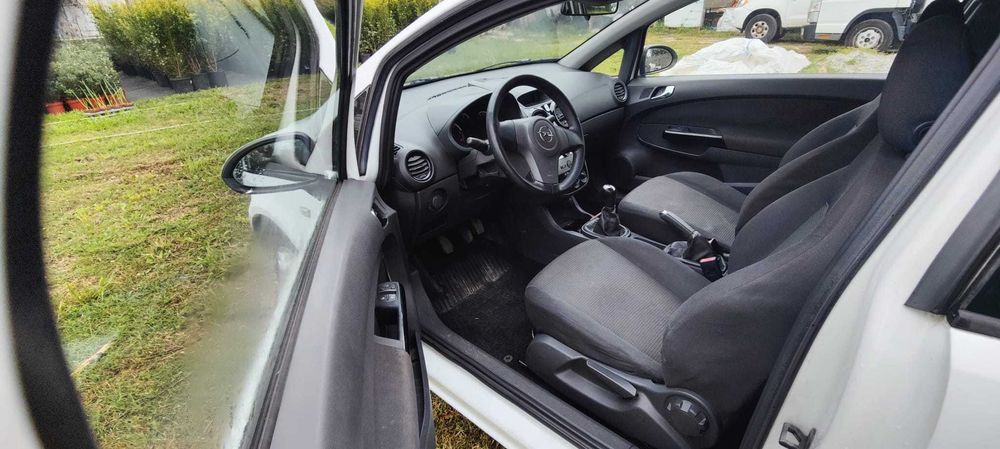 Opel Corsa Van 1.3 CDTI 2008 - avaria na centralina