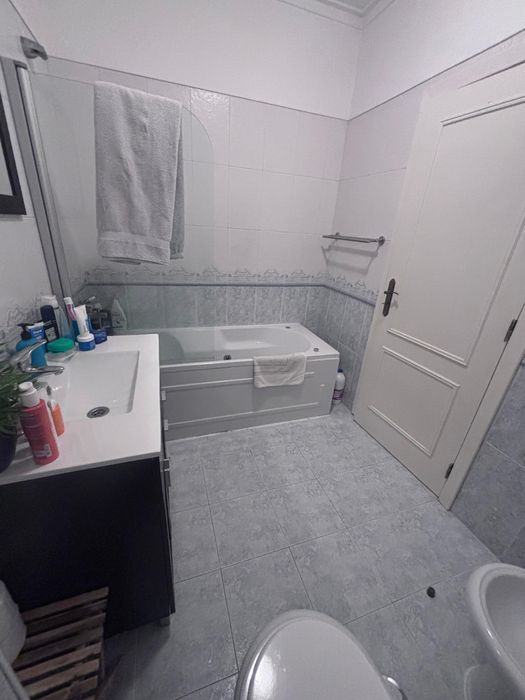 T1 com Parqueamento Algueirao - Mem Martins