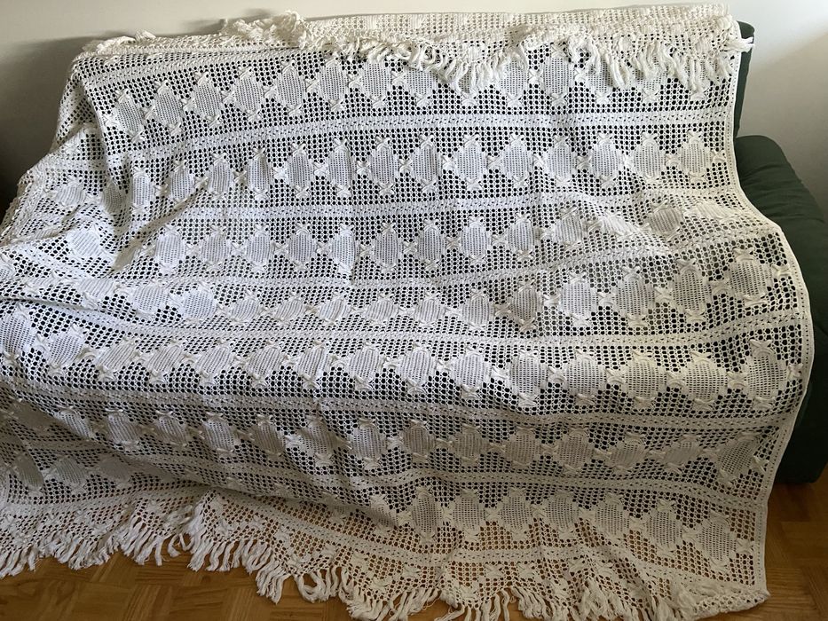 Colcha branca toda feita a mao