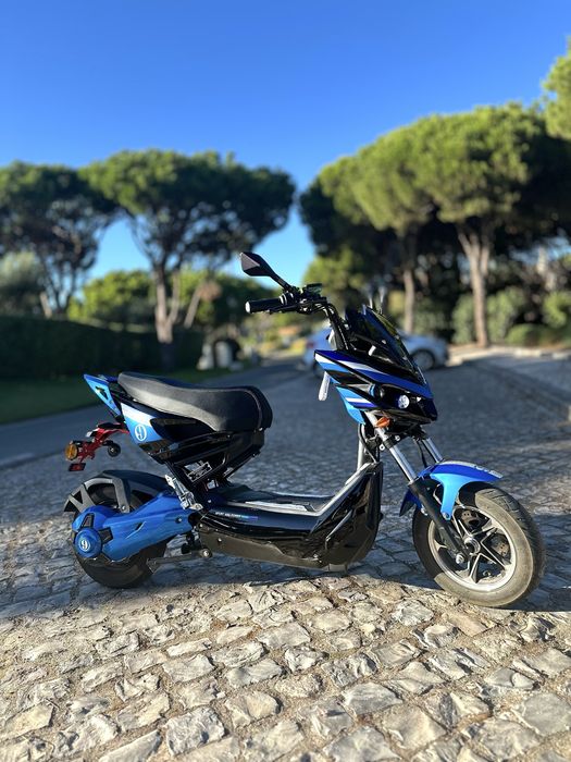 Scooter elétrica Seventeen Sport