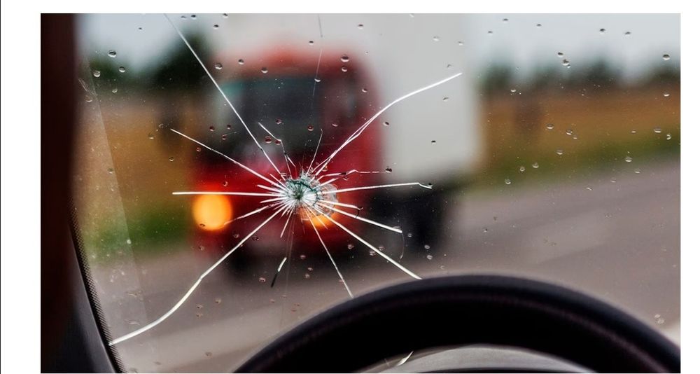 Ремонт сколов и трещин автостекла