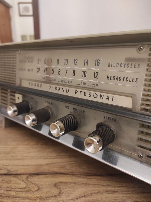 Rádio Vintage Sharp UL-131 2-Band Personal – Liga, para Reparação/Restauro