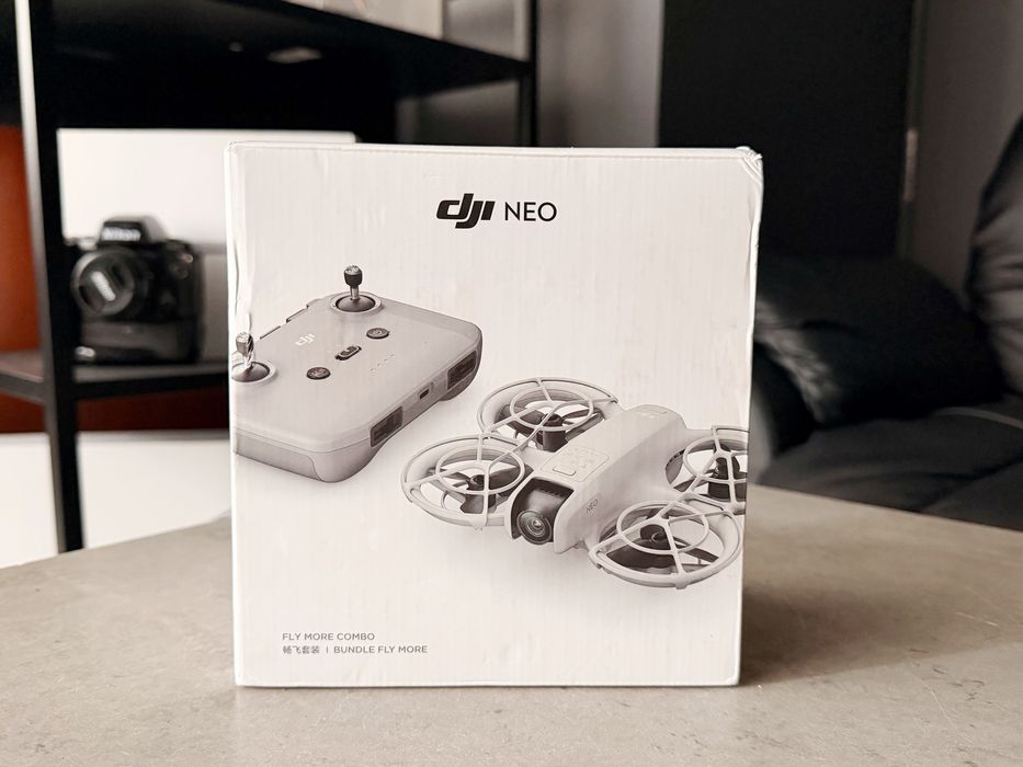 DJI Neo Fly More Combo квадрокоптер 4K камера GPS до 18 хв польоту