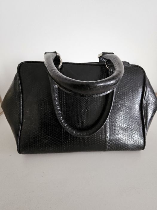 Malas ( carteiras de Senhora em pele genuina