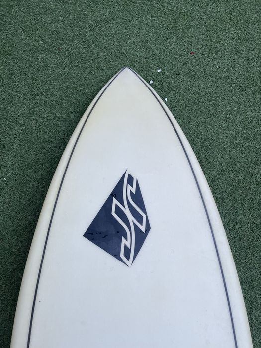 Prancha de Surf 5’10/27L