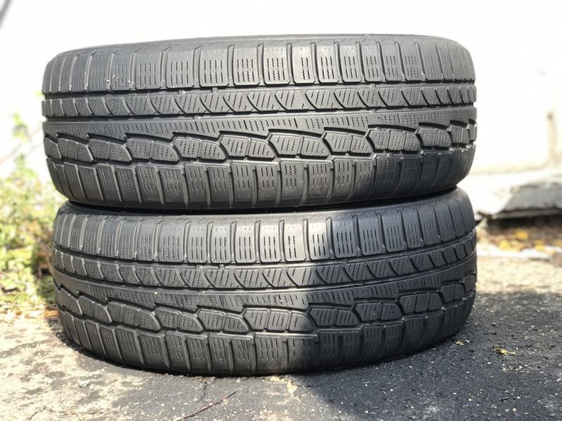 Шини зимові 2шт 235/60 R17 106V XL Nokian WR Sport Utility