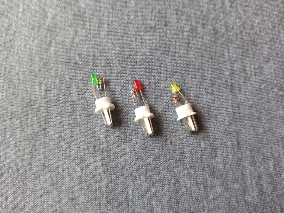 Светодиод 3-30 вольт.